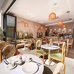 The Pearl 3* Istanbul