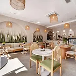 The Pearl 3* Istanbul