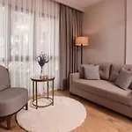 Hotel The Pearl 3*