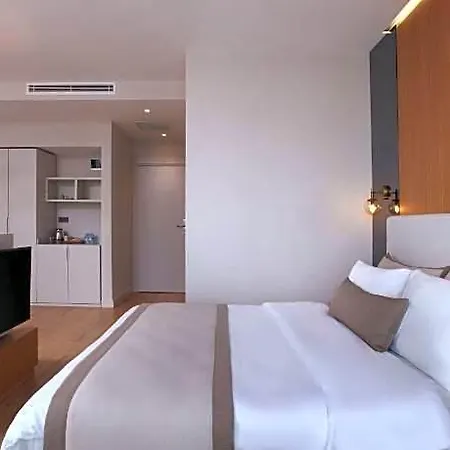 Otel The Pearl 3*