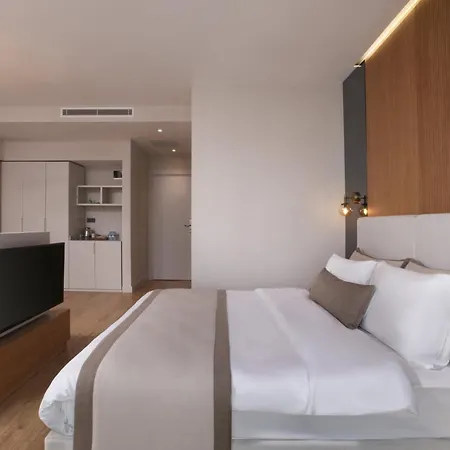 The Pearl Hotel 3*