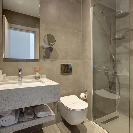 The Pearl 3*